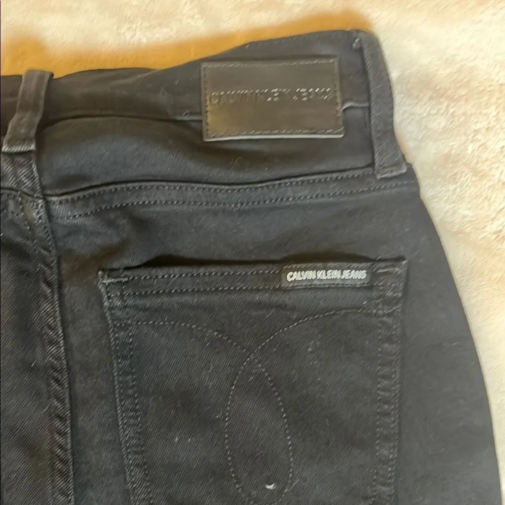 Calvin Klein Women’s Black Skinny Fit Denim Jeans Size 25 NWT